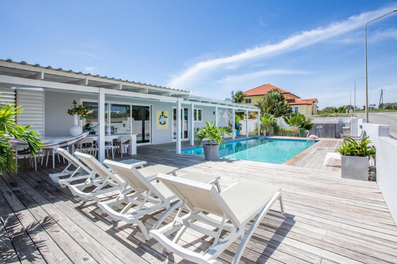 Boutique Hotel & Apartments Jt Curacao ウィレムスタッド エクステリア 写真