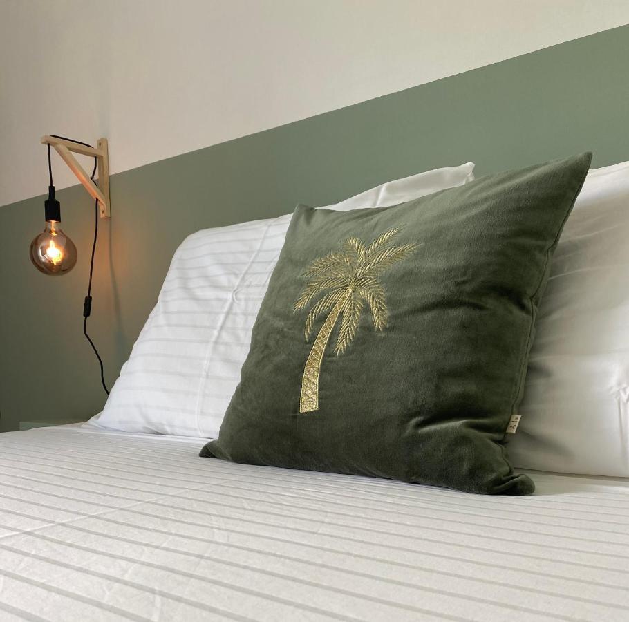 Boutique Hotel & Apartments Jt Curacao ウィレムスタッド エクステリア 写真
