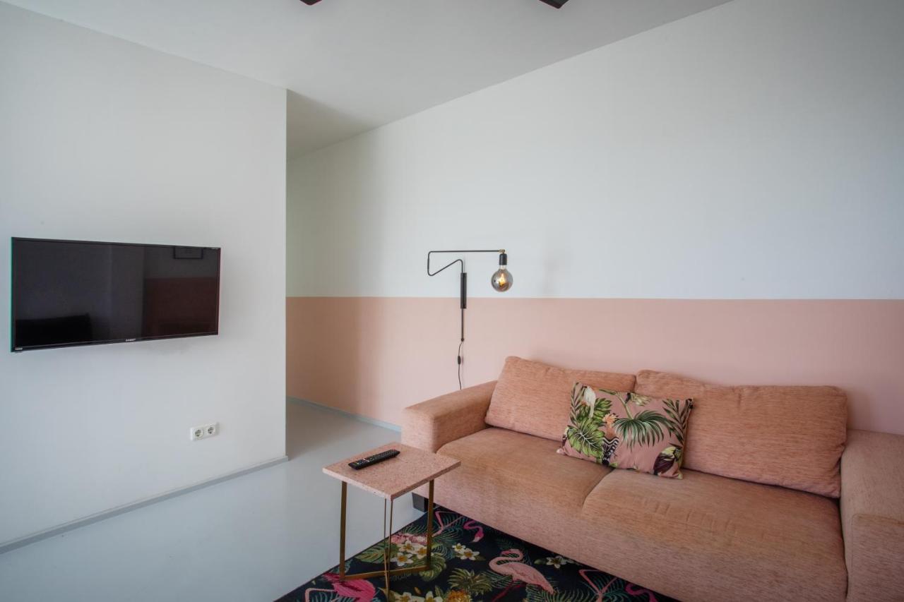 Boutique Hotel & Apartments Jt Curacao ウィレムスタッド エクステリア 写真