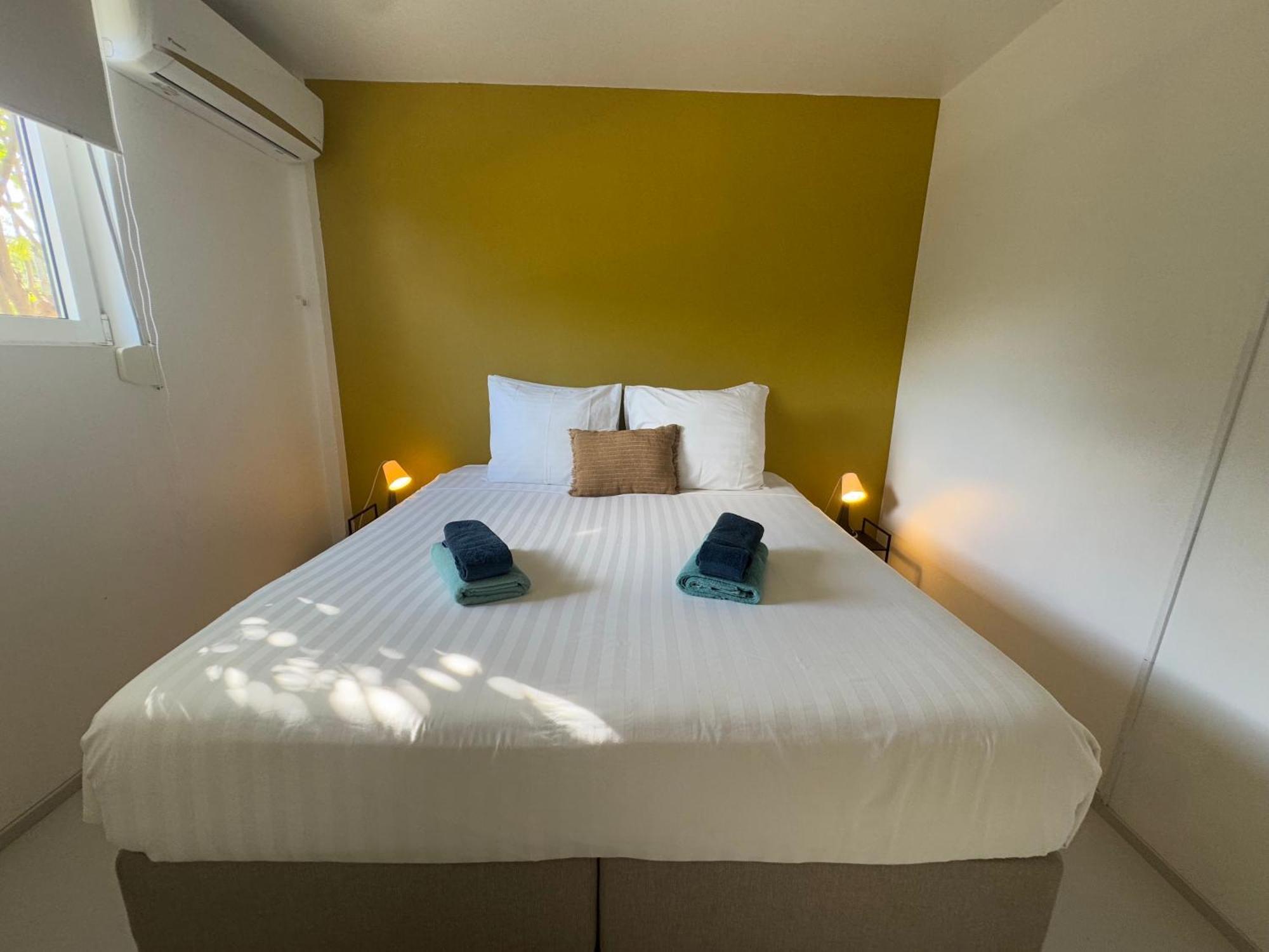 Boutique Hotel & Apartments Jt Curacao ウィレムスタッド エクステリア 写真